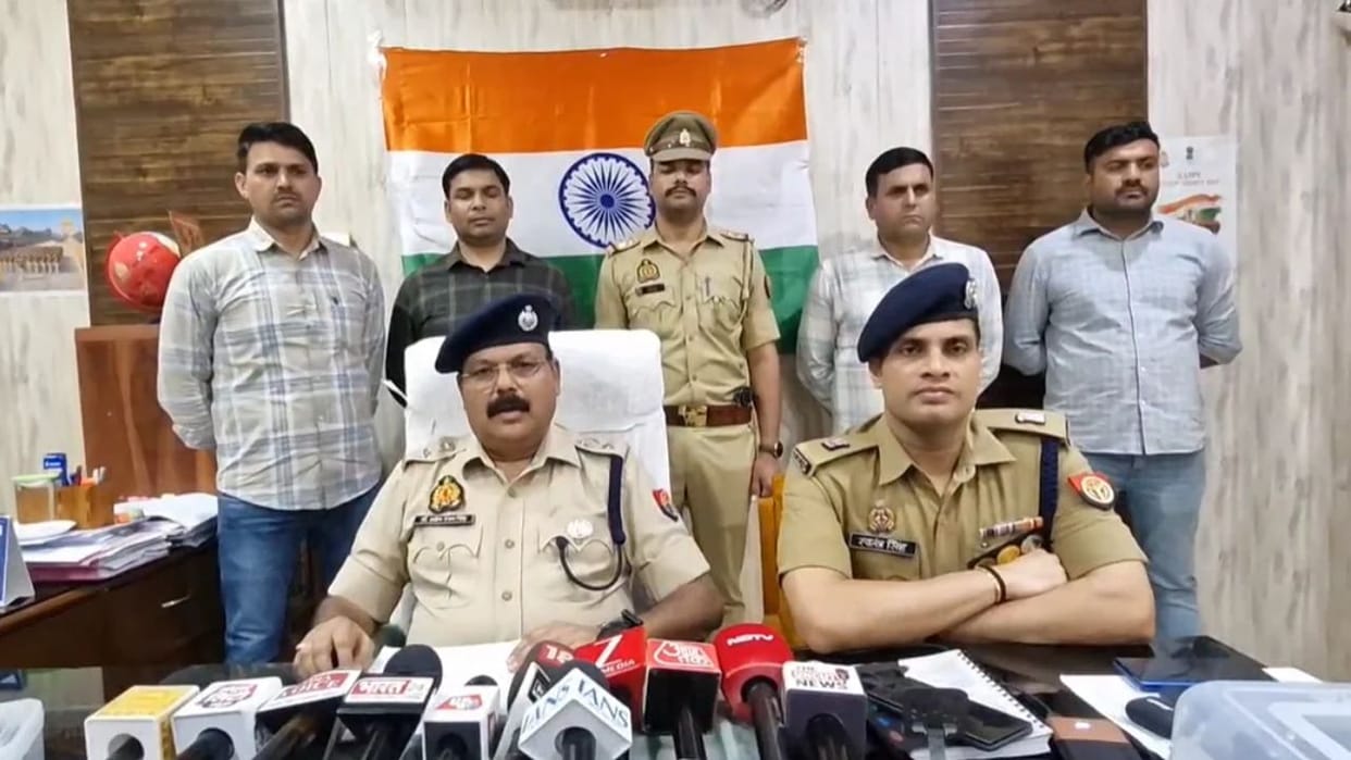 Two cunning burglars who targeted locked houses arrested following police encounter in Greater Noida