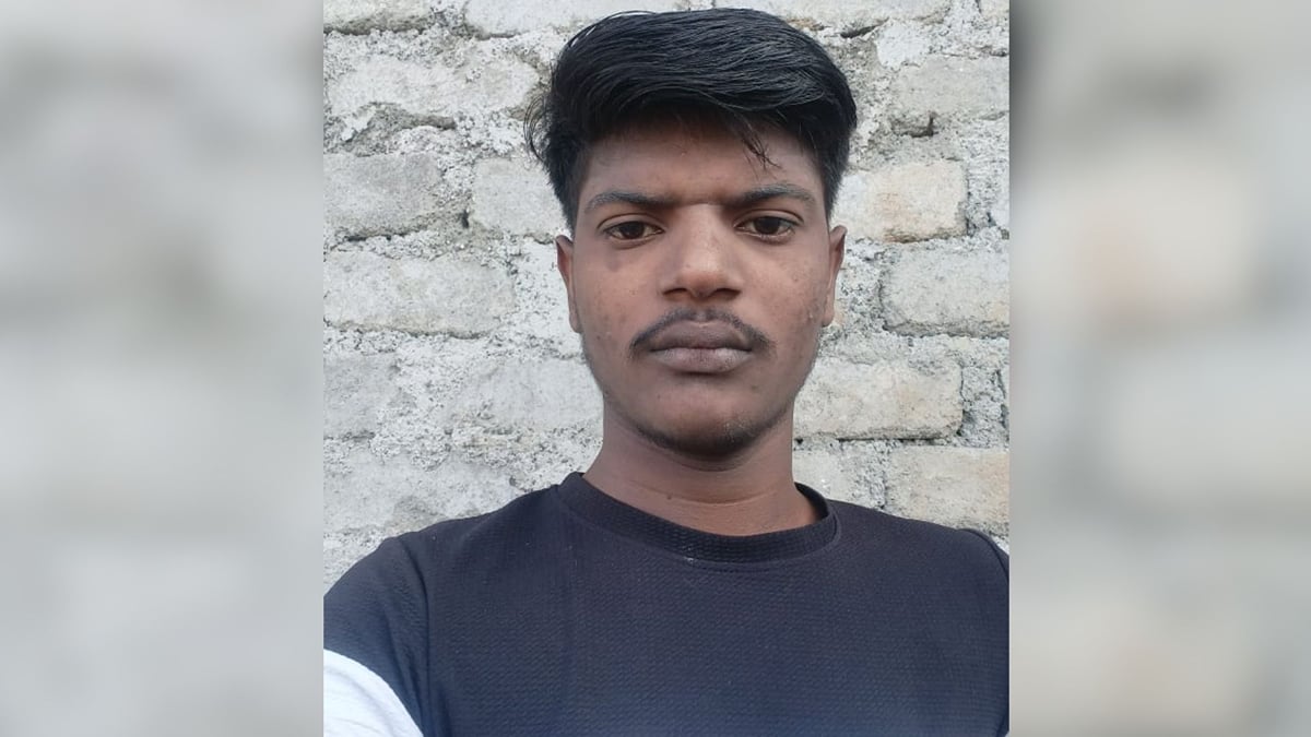 सोनभद्र में दर्दनाक हादसा: सड़क हादसे में मामा की मौत, भांजे की हालत नाजुक; अज्ञात वाहन की टक्कर से हुआ हादसा