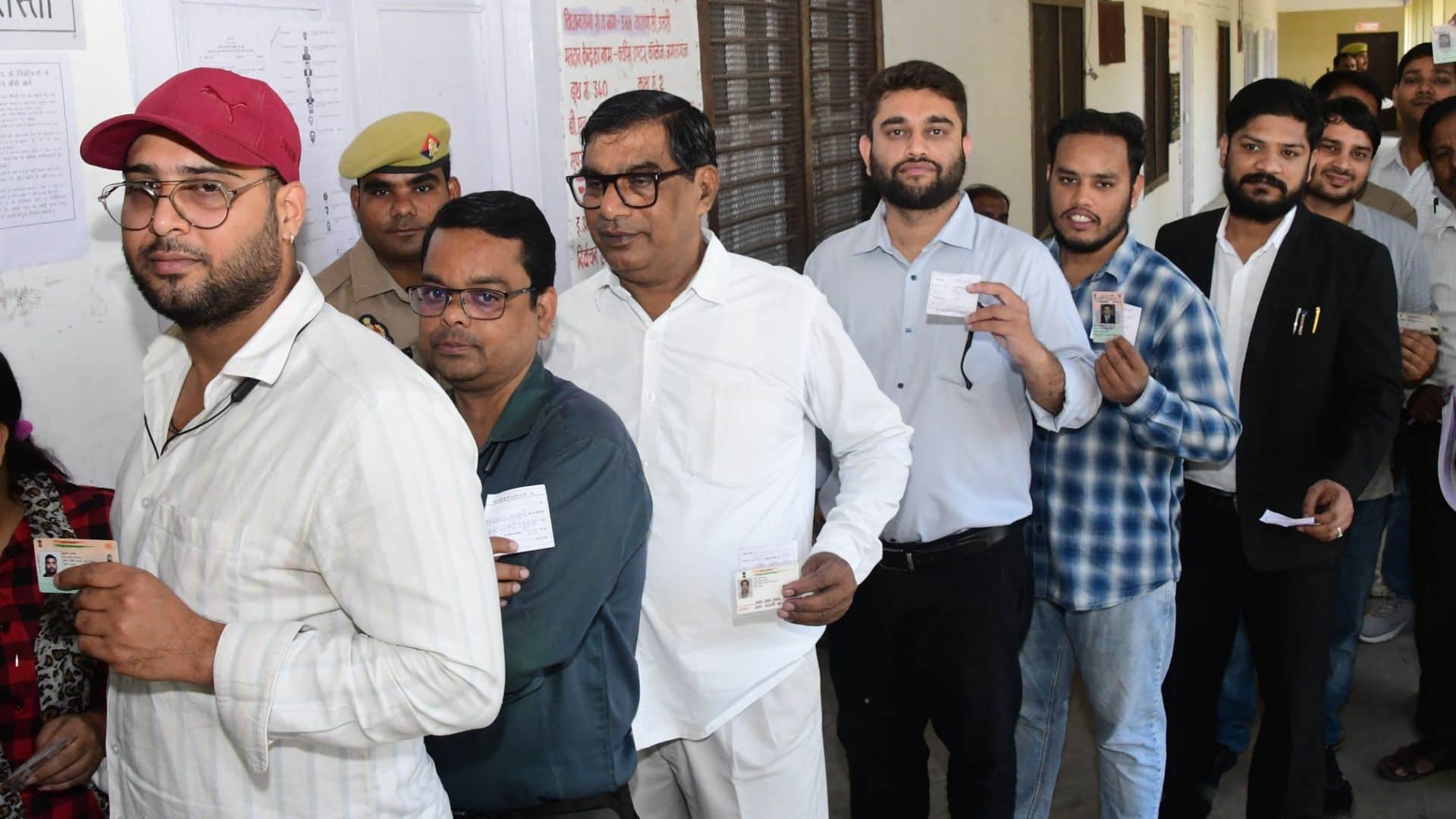 Varanasi Voter turnout reached 69 percentage Teachers constituency 41 percentage Graduates voting elsewhere
