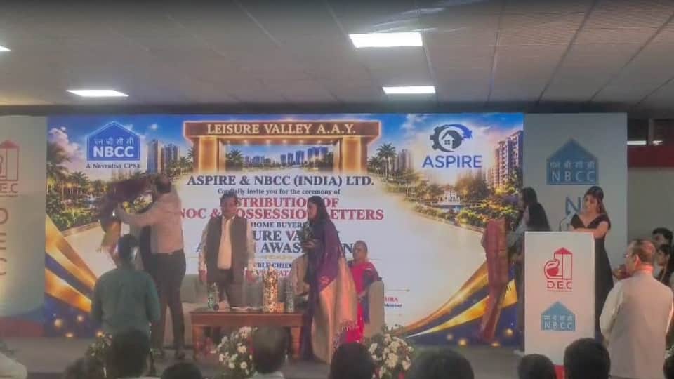 14 year wait Hope rekindled for receiving keys to their own homes 51 families in Greater Noida receive possess