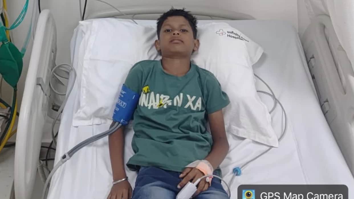 Health department alert air show 142 people treated sick child rushed hospital via green corridor