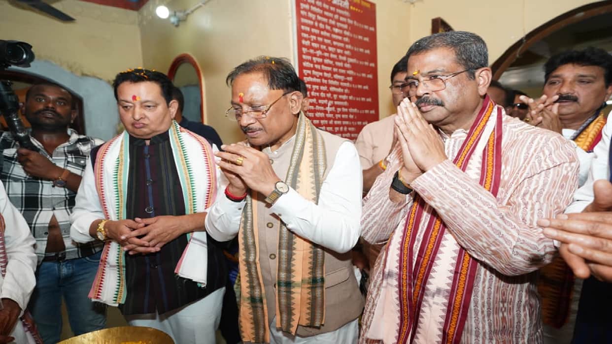 Chief Minister vishnudev Sai prayed at Ramchandi temple and sought prosperity