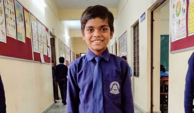 Banda Eight year old child dies after bitten by snake incident occurred while child retrieving item from wall