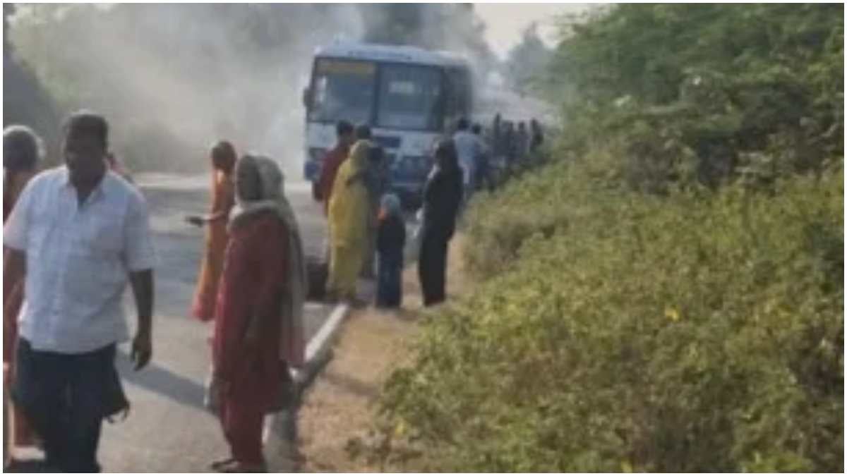 खाटूश्यामजी जा रही बस के पिछले पहिए में लगी आग: 11 से अधिक यात्री थे सवार; चालक की सूझबूझ से टला बड़ा हादसा