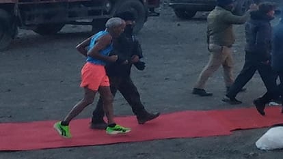 Ultra Marathon begins at Adi Kailash