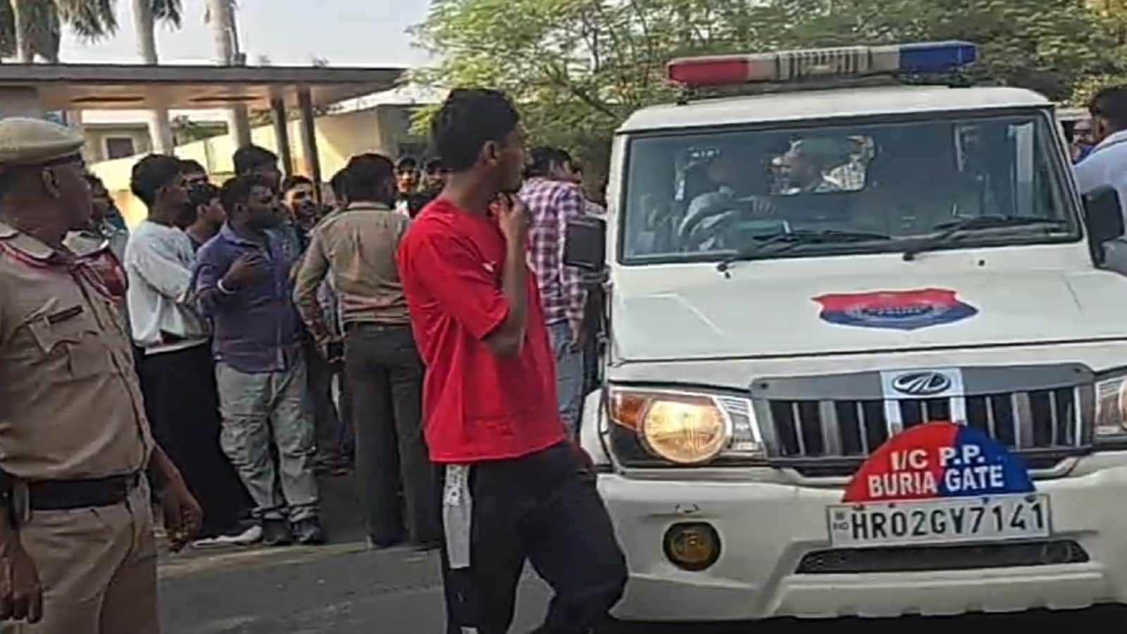 मौके पर पहुंची पुलिस
