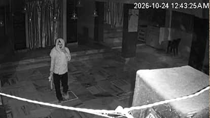 सीसीटीवी कैमरे में कैद हुआ संदिग्ध