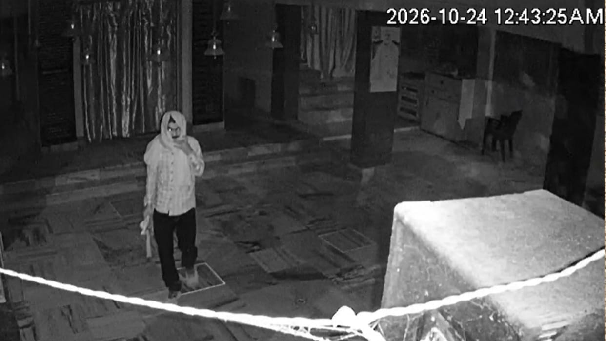 Theft at Maa Sharda Temple in Sonbhadra Idol of Laddu Gopal and a silver flute go missing