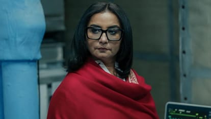 Manoj Bajpayee Saqib Saleem Shraddha Das Divya Dutta Netflix film Gajab Raat Stars shares interesting stories