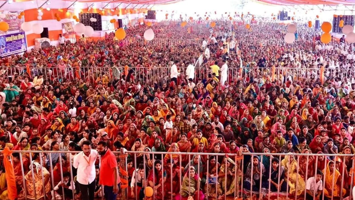 Rajan Maharaj Katha in chandauli life of Shri Ram inspires one to walk the path of righteousness