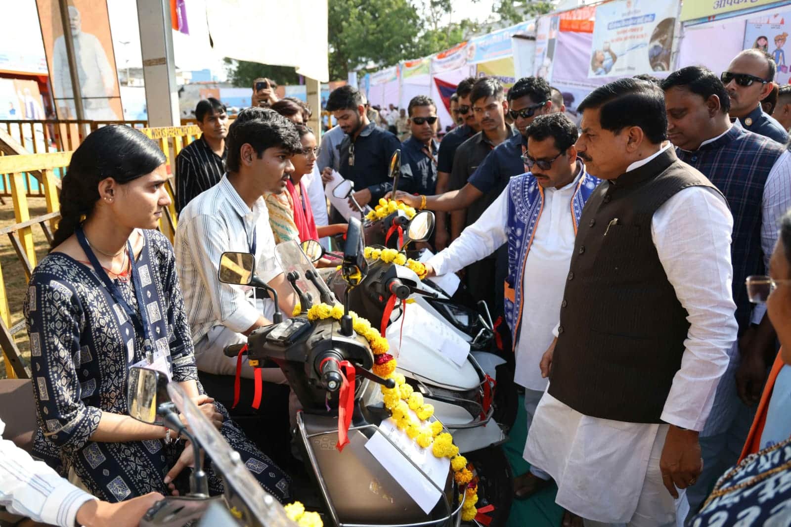 mp dhar narmada micro irrigation project cm mohan yadav 72000 farmers benefit