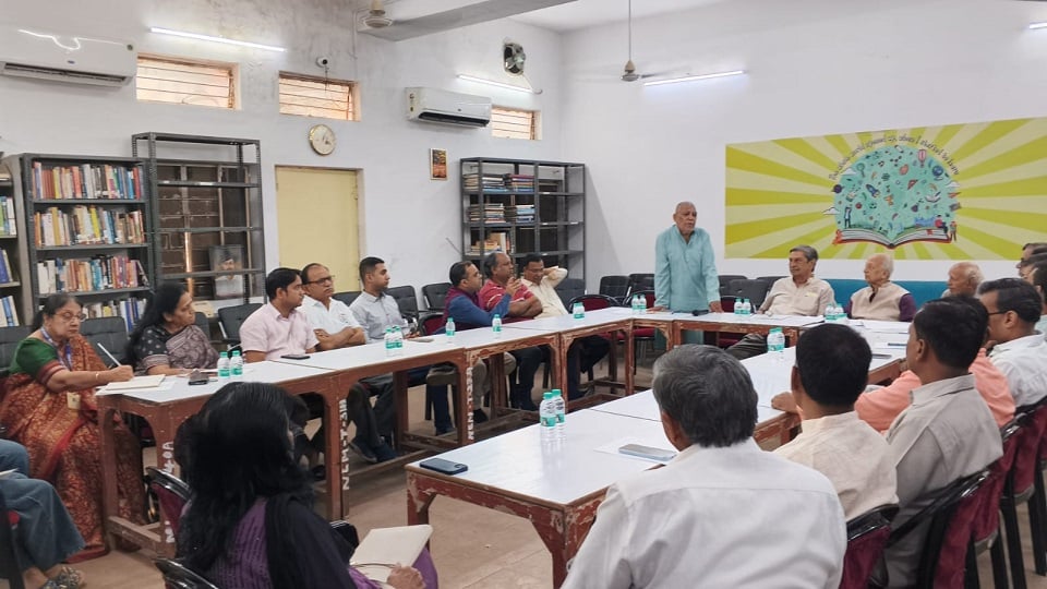 नोएडा: आईकेयर अभियान के तहत लीगल सेल की पहल, नागरिक अधिकारों और महिलाओं की समस्याओं के समाधान पर जोर