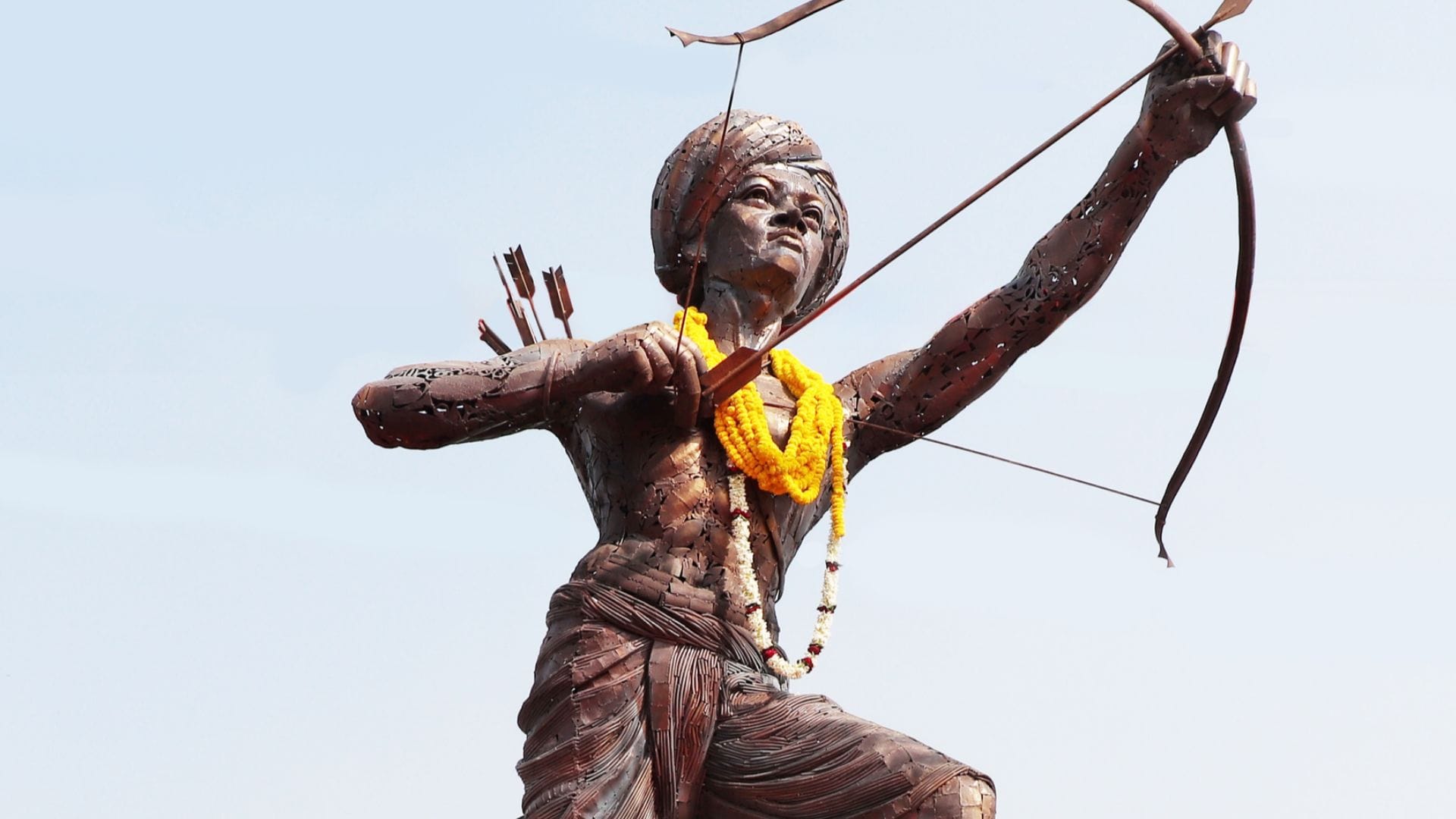 भगवान बिरसा मुंडा की प्रतिमा