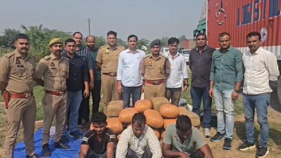 पुलिस ने तीन आरोपी किए गिरफ्तार।