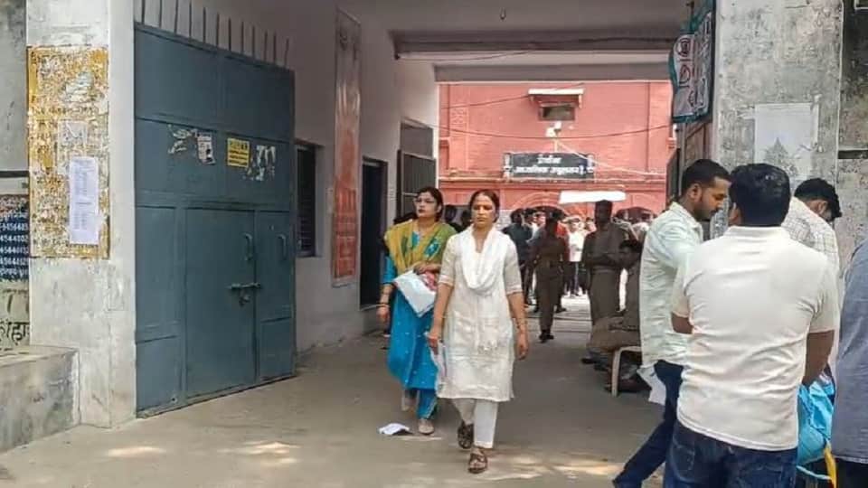 UP PET exam held at 49 centres in Agra