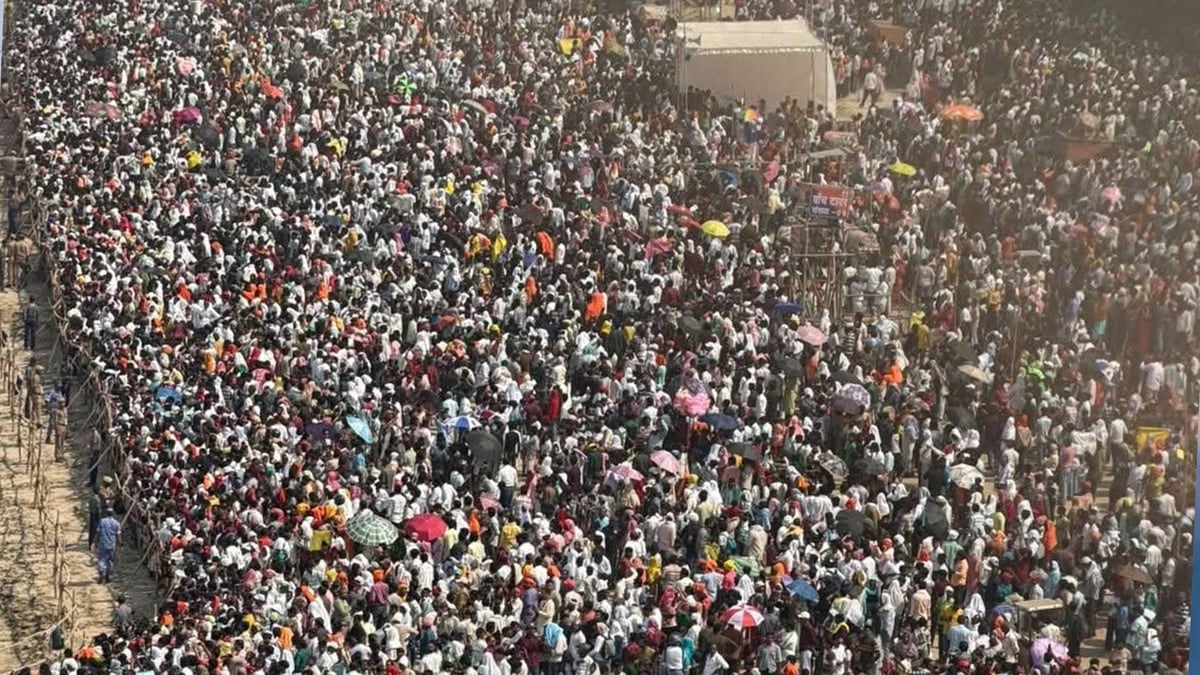 काशी में एयर शो का क्रेज: गंगा किनारे उमड़ा 20 लाख लोगों का सैलाब, छठ-देव दीपावली का रिकॉर्ड टूटा