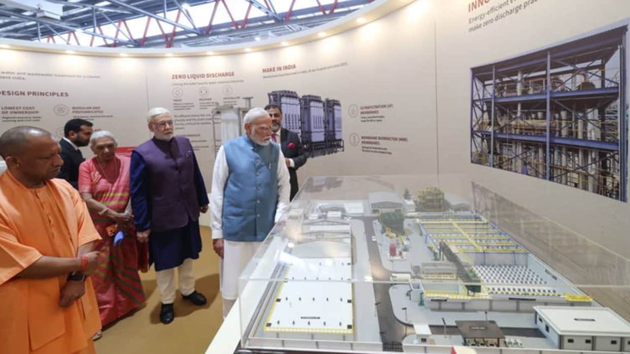 Banaras to Become Garment Hub City of Sarees Transforms for Global Stage with Exports Reaching US and Europe