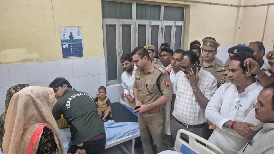 Firozabad road accident 17 people run over by car riders trying to stop them five dead