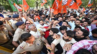 Protest by BJP workers in Chandigarh