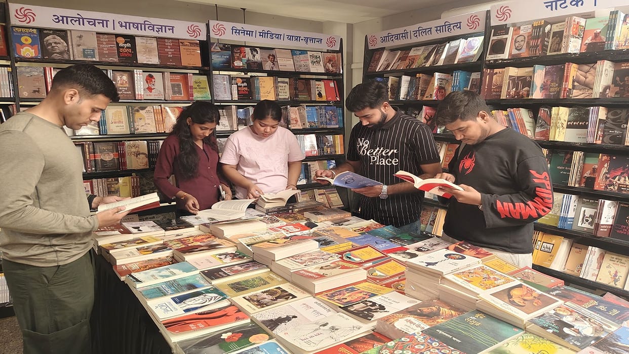 vibrant glimpse of literature and art was seen at the book festival in Bareilly