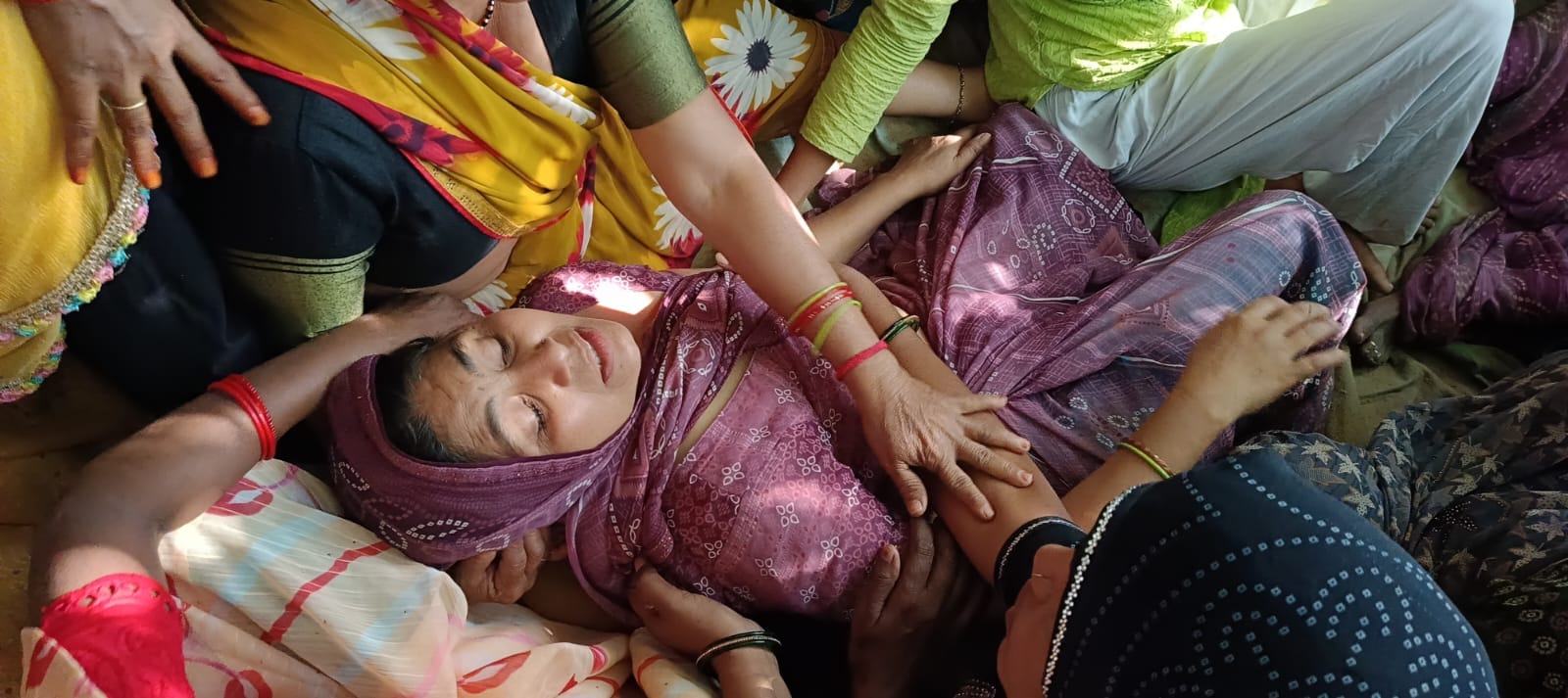 firozabad chhatanpura car accident five dead harish wife father cancer