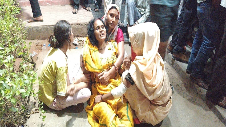 Firozabad accident Five people including four sisters die in an road accident in Shikohabad