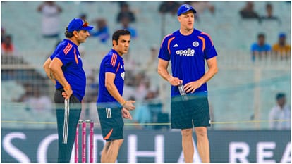 India Bowling Coach Morne Morkel Clear Message To Bhuvneshwar Kumar On Underwhelming T20I Return IND vs NZ T20