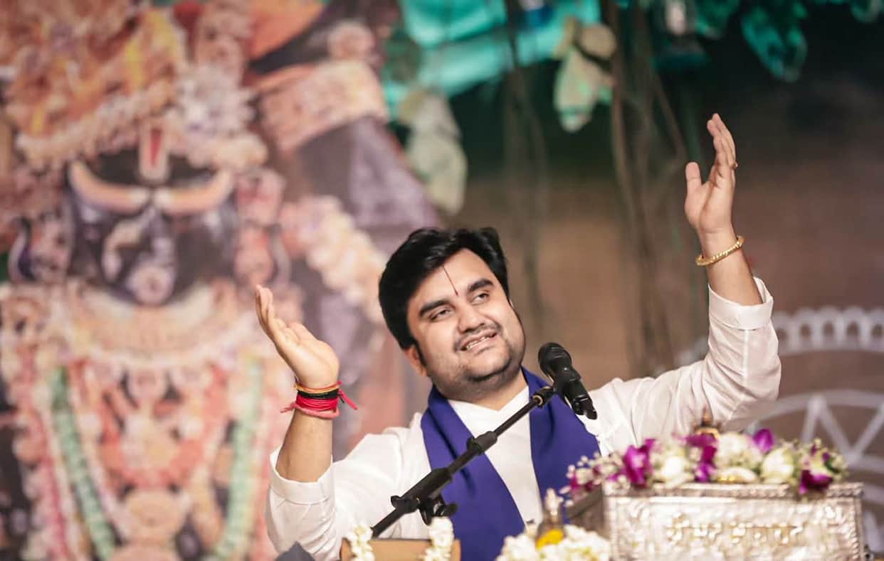 Indore: Storyteller Indresh stated that today’s youth lack endurance and tend to withdraw when faced with diff