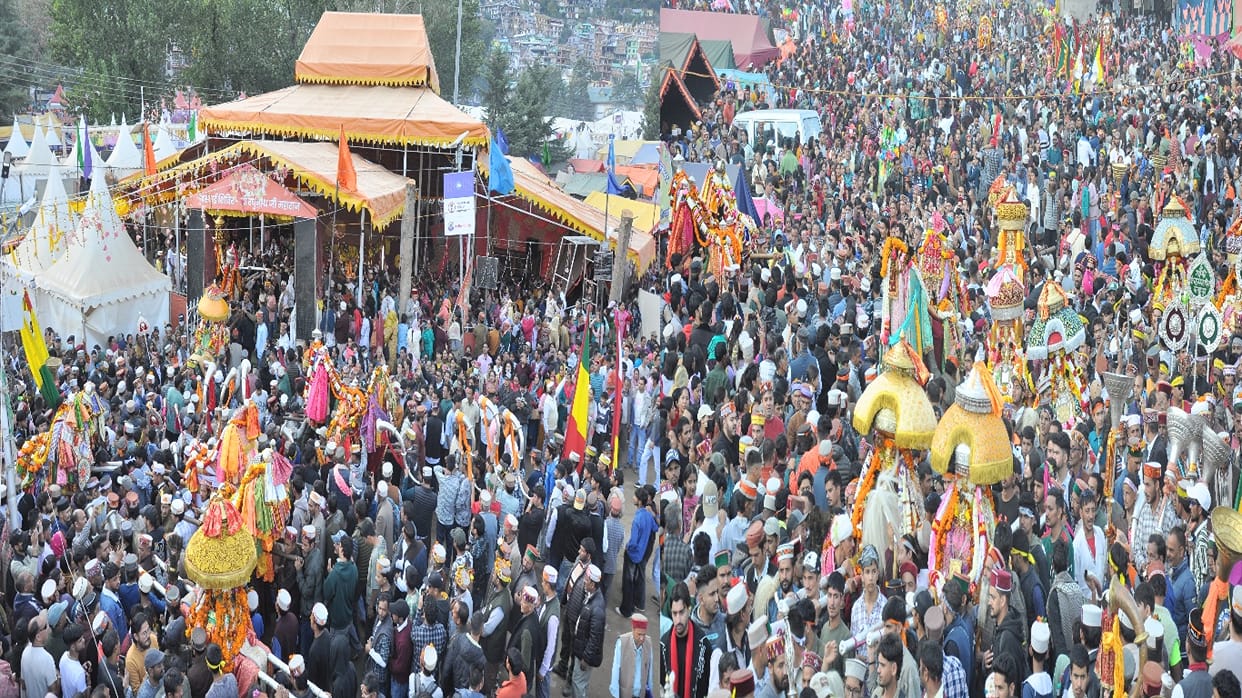 International Kullu Dussehra: 300 deities mark their presence at the Raghunath court; the event will conclude