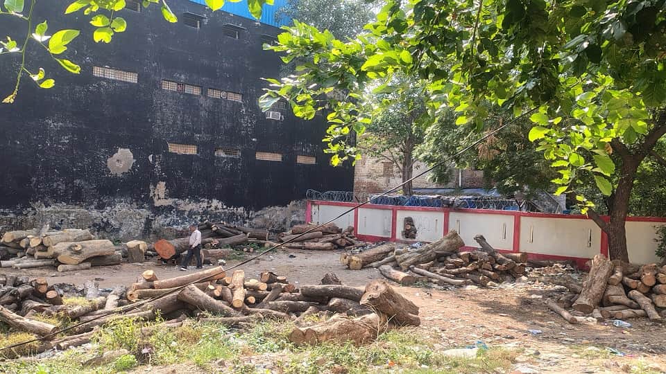 School Safety Concern: Boundary Wall Broken, Timber Logs and Saw Machine Found in Girls’ School Playground