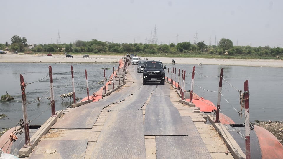Agra News: Five Pontoon Bridges to Be Built Across Yamuna Before Diwali