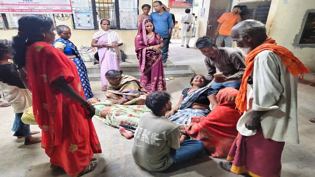 सिद्धार्थनगर: चेतिया मार्ग पर दो बाइकों की आमने-सामने टक्कर, दो युवकों की मौत