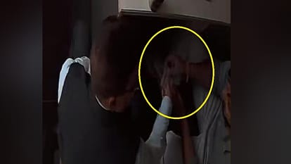 वायरल फुटेज।