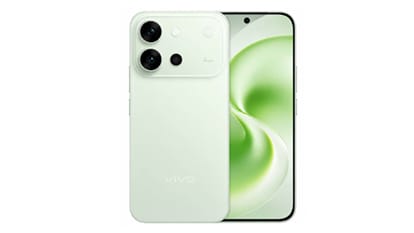 Vivo S70