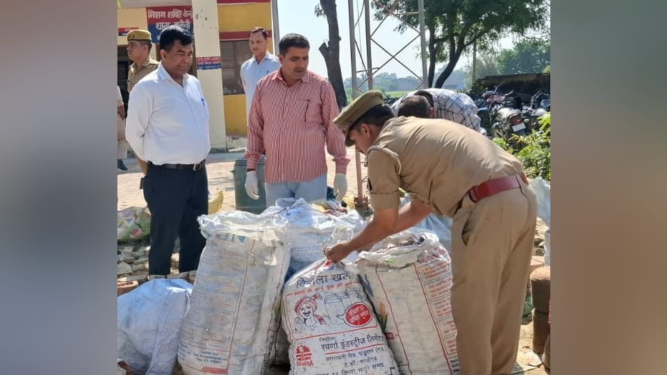 Baghpat: Raid conducted in Dattanagar—a place notorious for the illegal manufacture of firecrackers