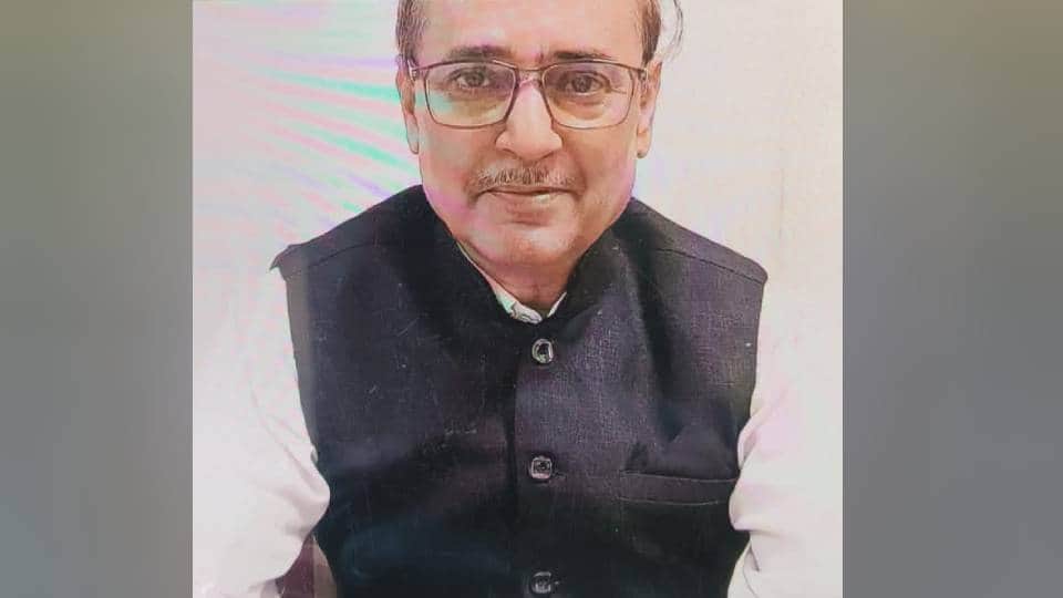 neighbour opened fire indiscriminately and killed three people over dispute regarding parking In Lucknow
