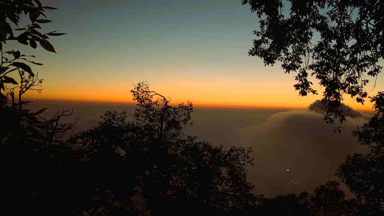 Mussoorie winter line a stunning sunset spectacle that draws tourists from november to february