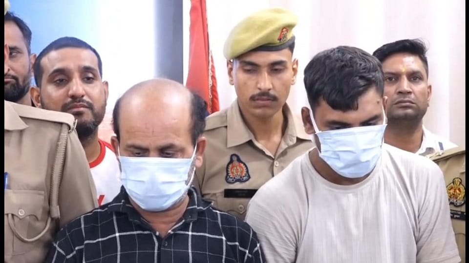 Agra Police Arrest Two Kanpur Men for Robbing Engineer’s Wife of Gold Chain and Mangalsutra