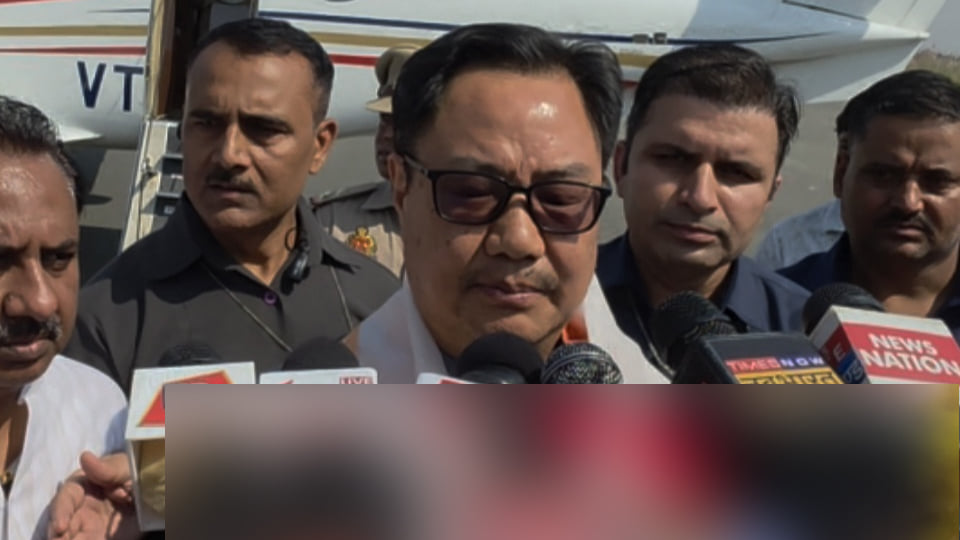 यूपी: मंत्री किरेन रिजिजू बोले- अखिलेश मित्र हैं, लेकिन राजनीतिक प्रतिद्वंद्वी, कांग्रेस पर भी निशाना साधा