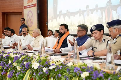सीएम सम्राट ने शपथ दिलाई