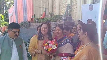 श्रीनगर में बांसुरी स्वराज