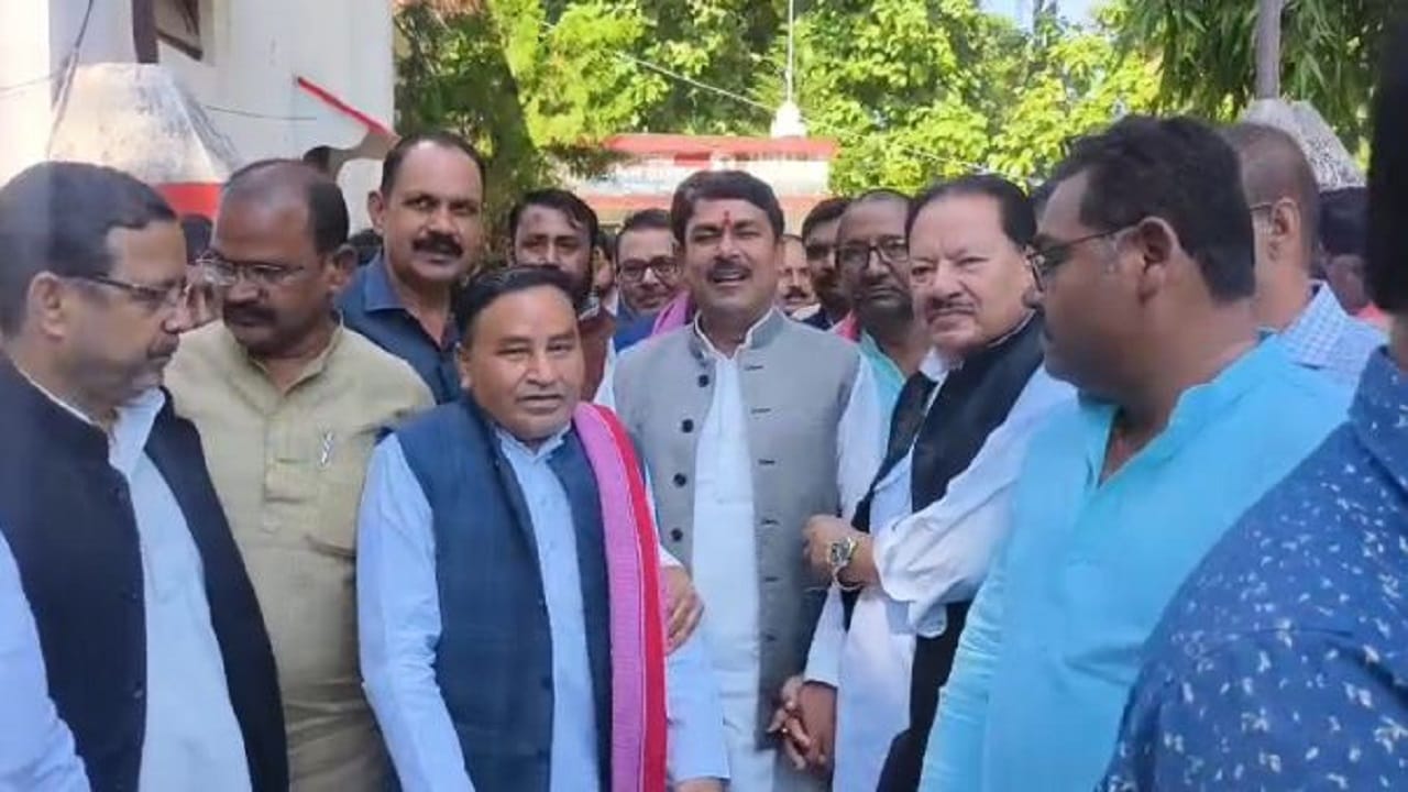 सपा प्रतिनिधिमंडल
