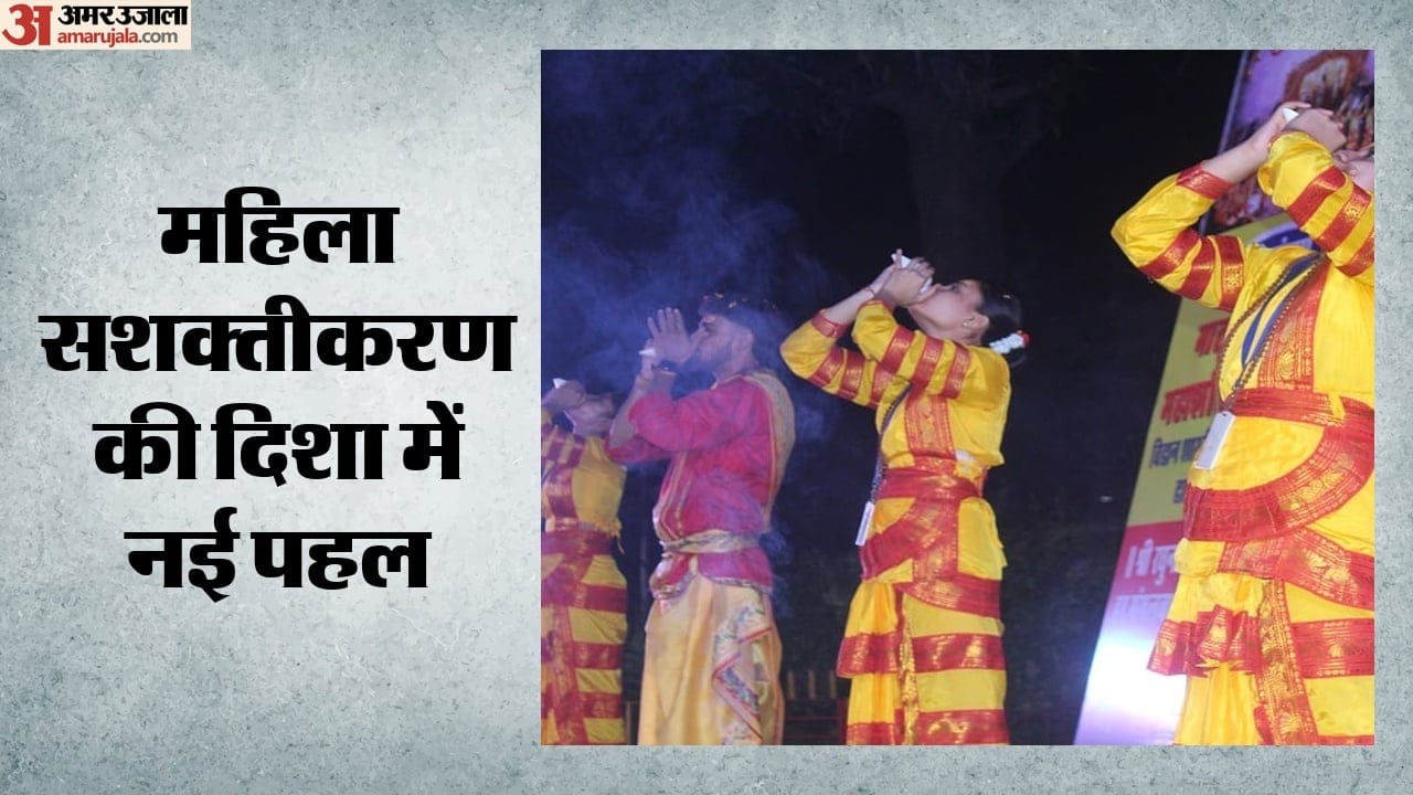 मंगलवार को युवतियों ने विधि-विधान से आरती की और शंखनाद से मंदिर परिसर को भक्तिमय बना दिया।