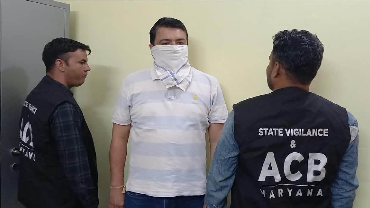 Patwari arrested in Jhajjar accepting a bribe demanded Rs 5,000 in exchange for processing a land mutation.