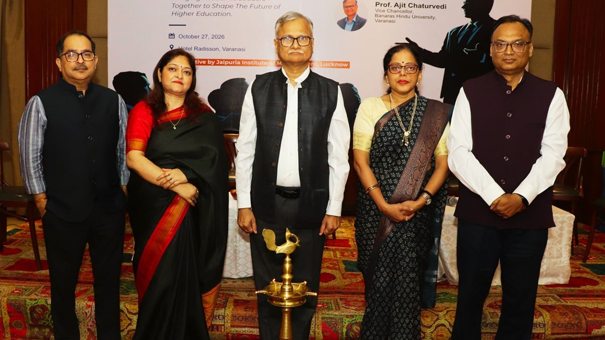 वाराणसी: एआई, तकनीक और वैश्विक चुनौतियों के बीच पाठ्यक्रम बदलने की जरूरत; प्रणेता 2026 कार्यक्रम का समापन