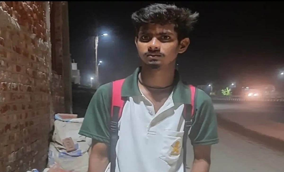 महराजगंज: गणित की परीक्षा देकर लौटा 11वीं का छात्र फंदे से लटकता मिला, परिजन का रो-रो कर बुरा हाल