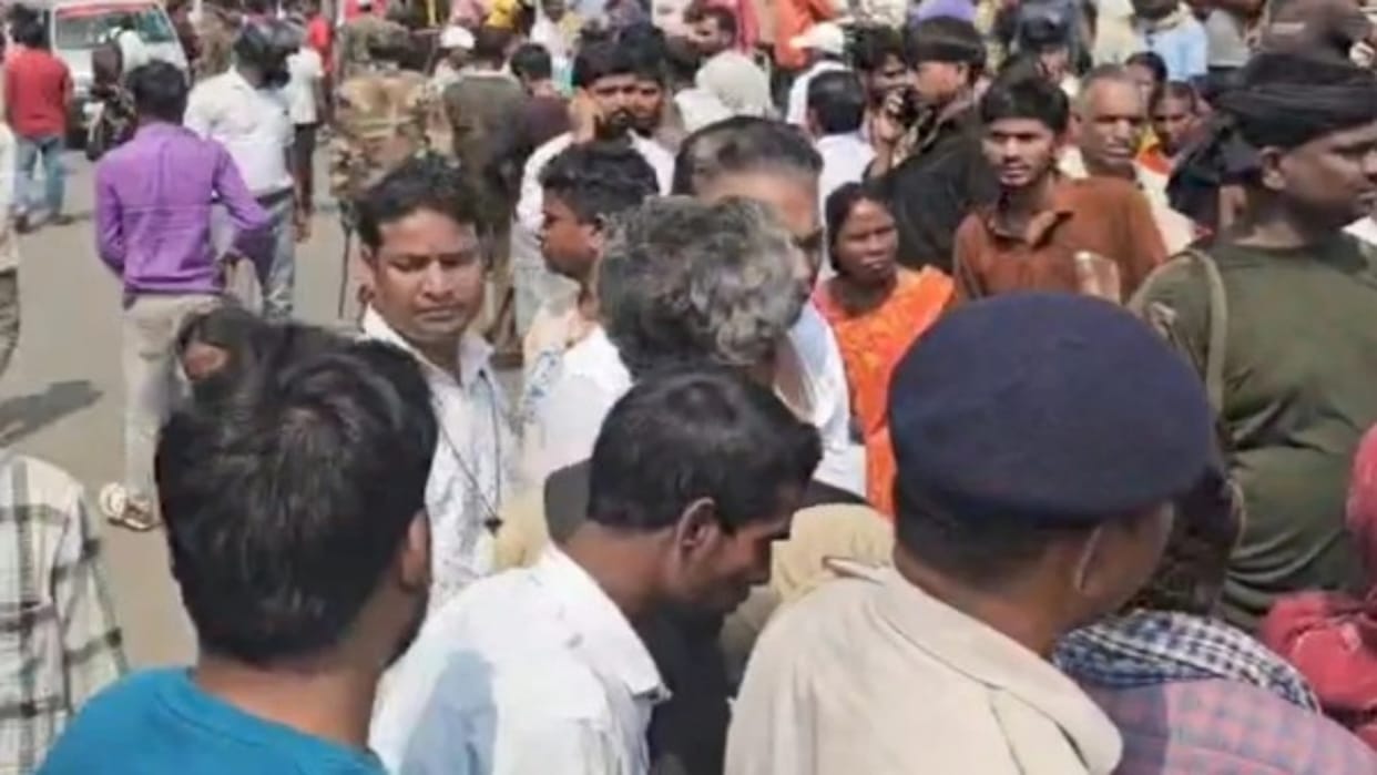 Singrauli: One Dead, Two Seriously Injured in Crash; Villagers Lift Highway Block After Assurance