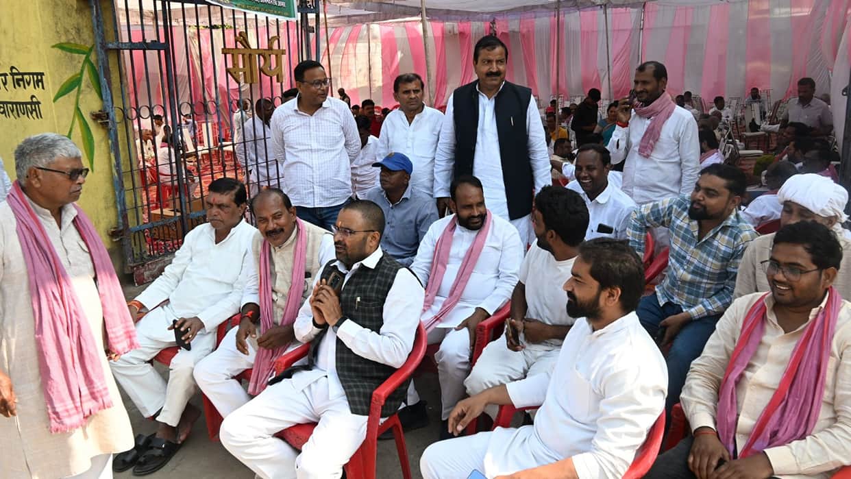 MLC Election Ashutosh Sinha leads 2900 votes after two rounds raises concerns over irregularities
