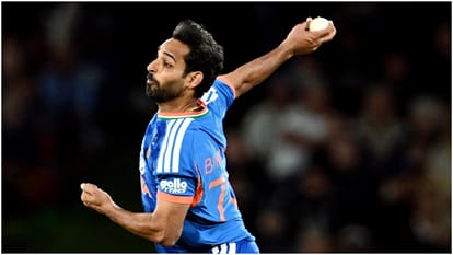 Bhuvneshwar Kumar Under Pressure After Three T20Is? R Ashwin Explains Why India Could Drop Him