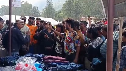 कुल्लू दशहरा में प्लॉट के दाम 25 से 50 हजार रुपये करने पर बवाल
